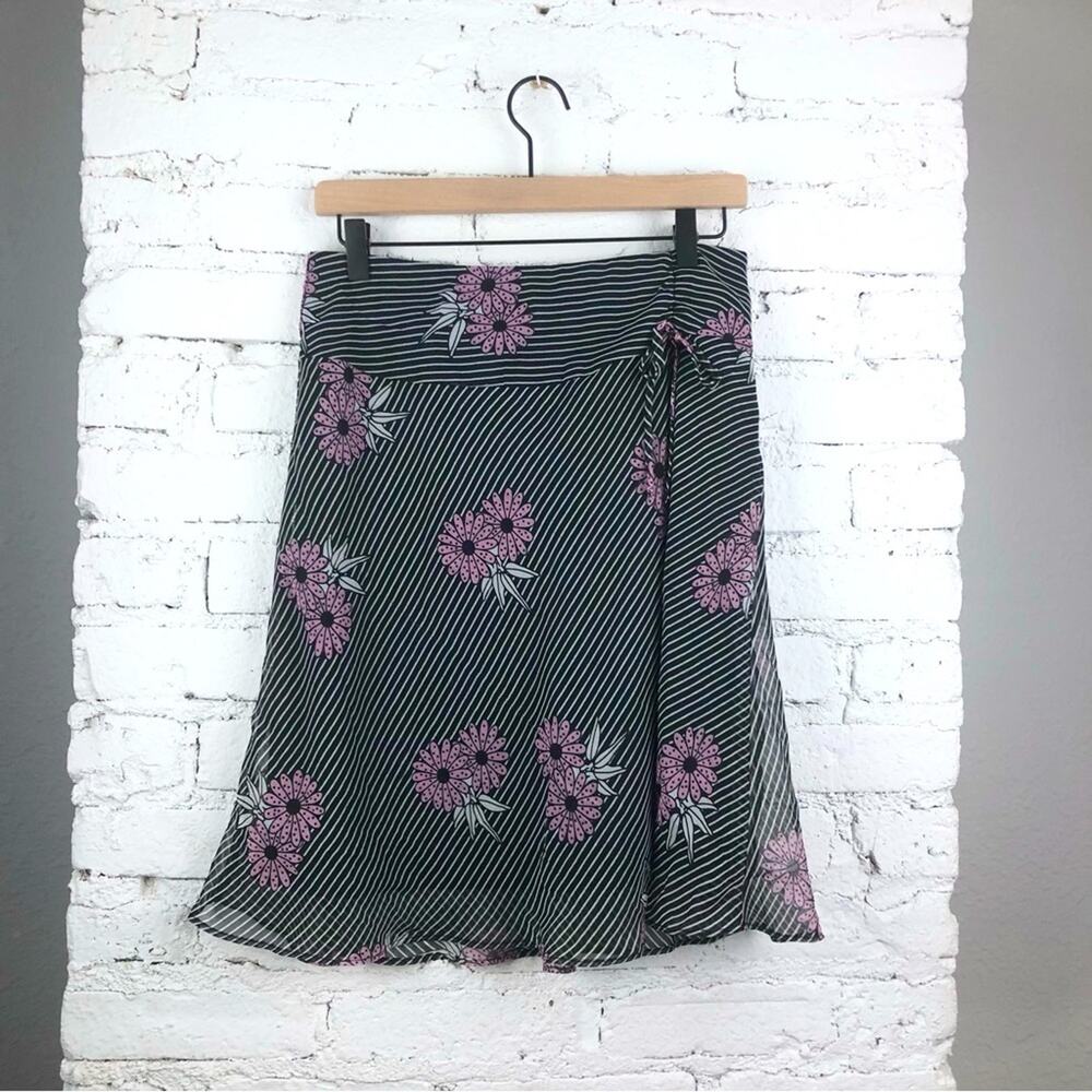 Vintage 90’s Y2K Star City Flower Skirt